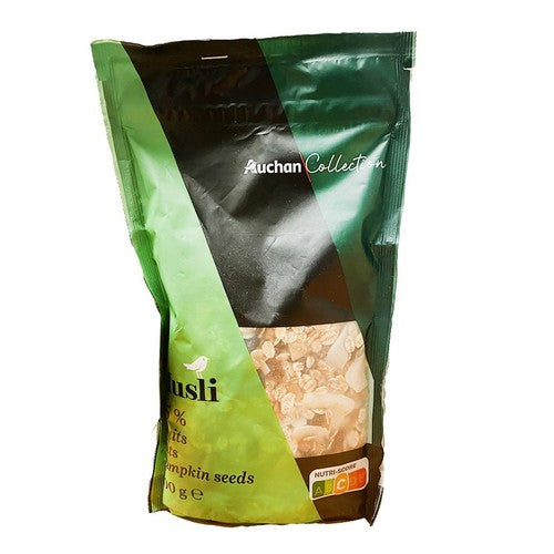 Mieszanka płatków zbożowych z owocami i orzechami Auchan Collection 300 g